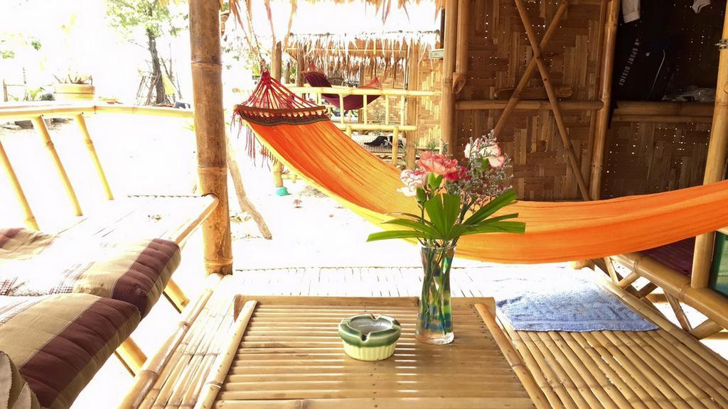 ร้านชาเลต์ บีช ไซด์ Hotel เกาะลันตา ห้อง รูปภาพ