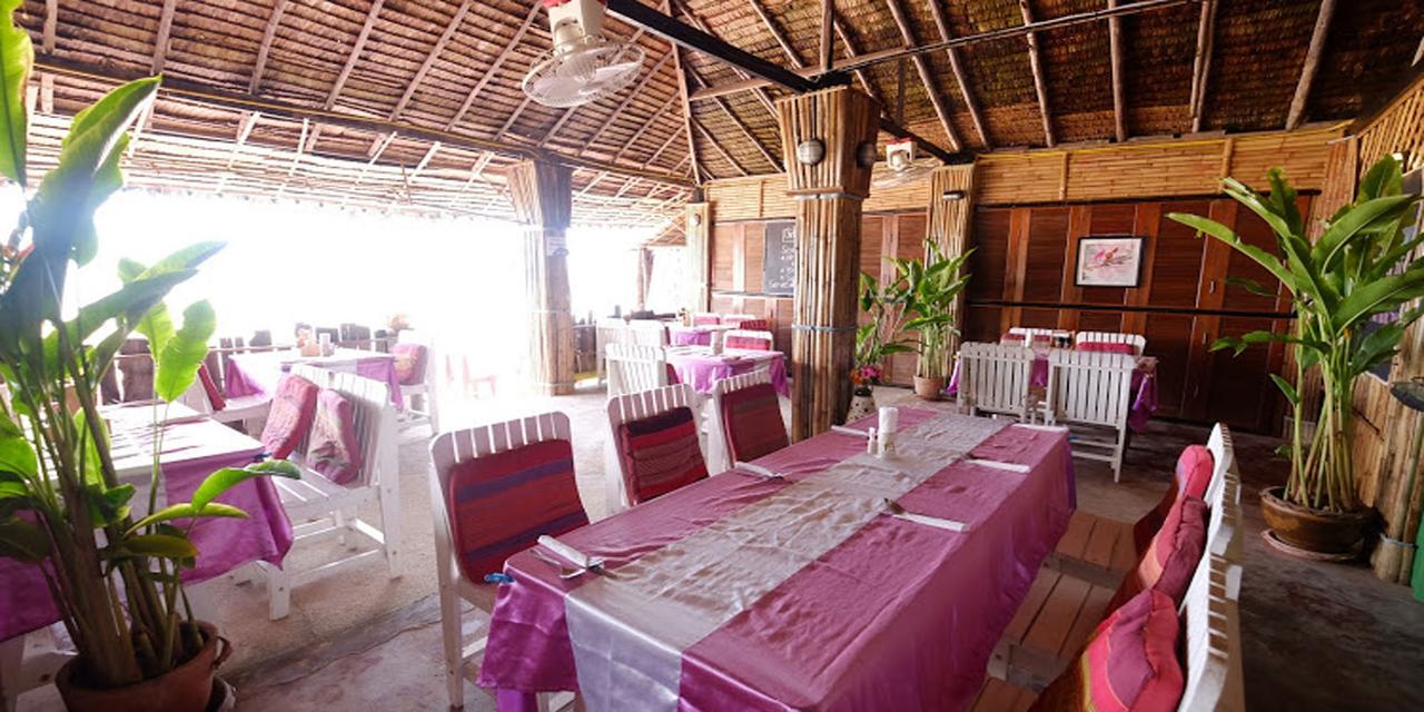 ร้านชาเลต์ บีช ไซด์ Hotel เกาะลันตา ภายนอก รูปภาพ